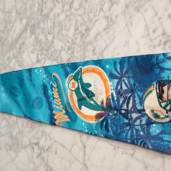 Vintage Miami Dolphins NFC East Tie - Picture 11 of 13
